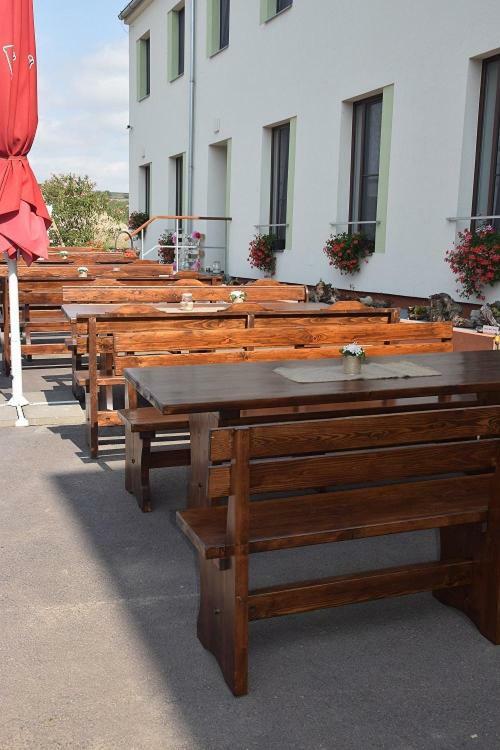 Jeleni Farma Jecmeniste Hotel Vrbovec ภายนอก รูปภาพ